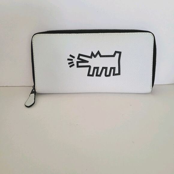 COACH × KEITH HARING White Dog Wallet Zip Around Rare Pebble Leather Large - Picture 1 of 12